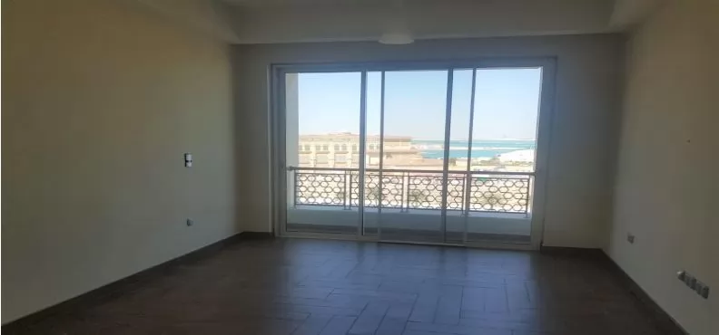 Residential Ready Property 1 Bedroom U/F Apartment  for rent in The-Pearl-Qatar , Doha-Qatar #11608 - 1  image 